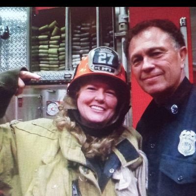 Profile Picture of Kathy Rosario (@KathyLAFD) on Twitter