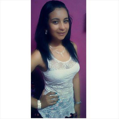 Cinthia Cabrera - Twitter Profile Picture of Cinthia Cabrera (@Cinthia_423) on Twitter