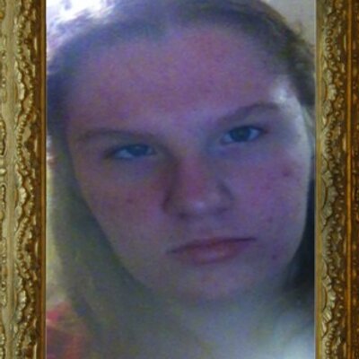 Profile Picture of Taylor Anne Connolly (@babypie55655) on Twitter