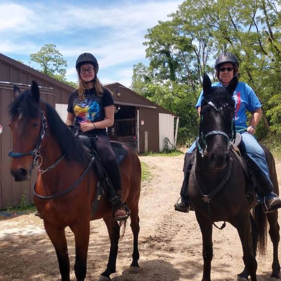 Profile Picture of Kim Mcardle (@kimmy729m) on Poshmark