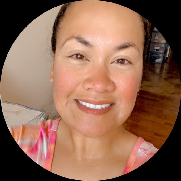 Profile Picture of Grace Colister (@shop_gmcloset) on Poshmark