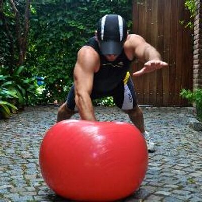 Profile Picture of Carlos Spinelli (@cmstrainer) on Twitter