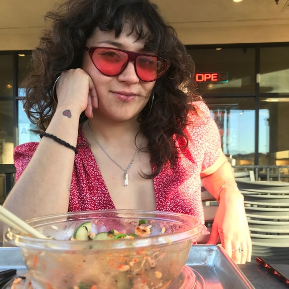 Profile Picture of Andreina Jasmín (@andreinabiz24) on Poshmark