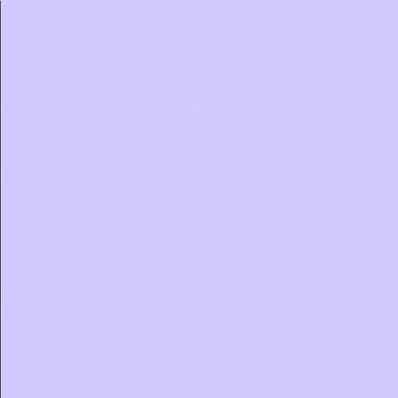 Profile Picture of Camryn Winant (@damncamm) on Poshmark