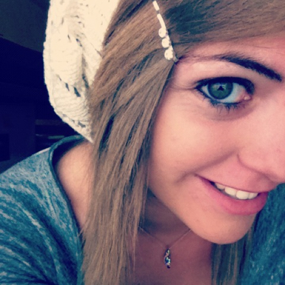 Katarina Sprankle - Poshmark Profile Picture of Katarina Sprankle (@katarinanicole) on Poshmark