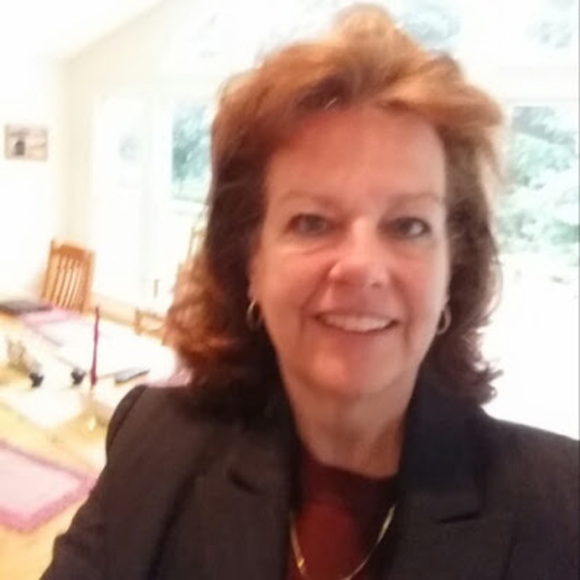Profile Picture of Mjs Hellauer (@mhellauer) on Poshmark