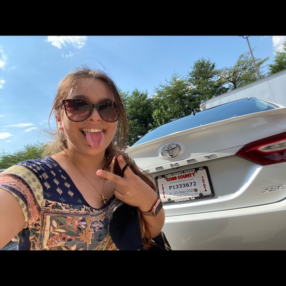 Athena Vlamis - Poshmark Profile Picture of Athena Vlamis (@athenavlamis) on Poshmark