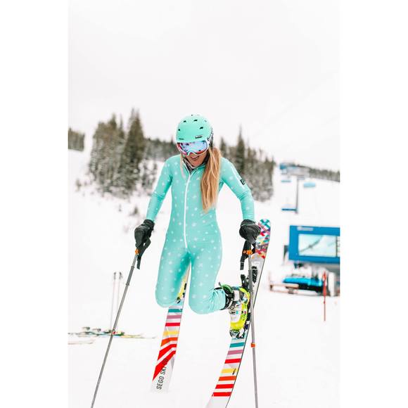 Profile Picture of Kristen Neithercut (@kneithercut) on Poshmark