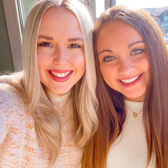 Profile Picture of Baylee Flatt (@bayleeflatt) on Poshmark