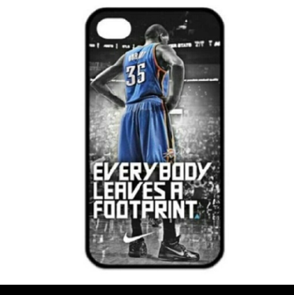 Profile Picture of Brett Gilbert (@brettgilbert) on Poshmark