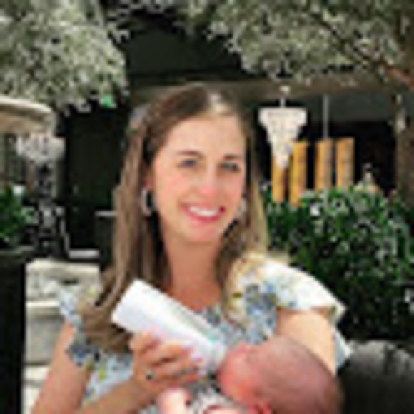 Andrea Areskog - Poshmark Profile Picture of Andrea Areskog (@andrea_areskog) on Poshmark