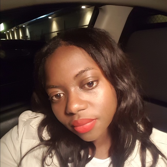 Profile Picture of Cyntzcia Camilien (@cynca2017) on Poshmark