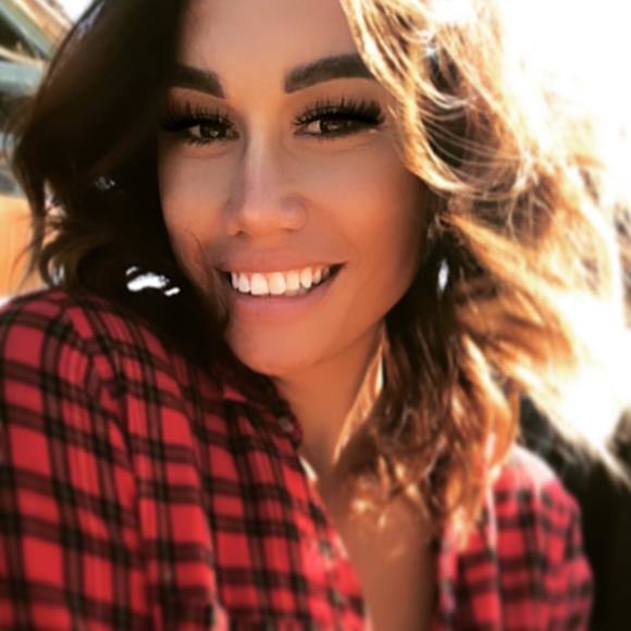 Profile Picture of Sierra Lauati (@cbsierra05) on Poshmark