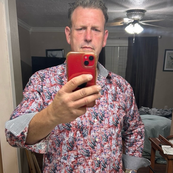 Profile Picture of Eric Schramm (@eschramm75) on Poshmark