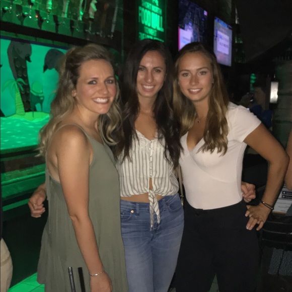 Profile Picture of Kelsey Cottingim (@cottink) on Poshmark