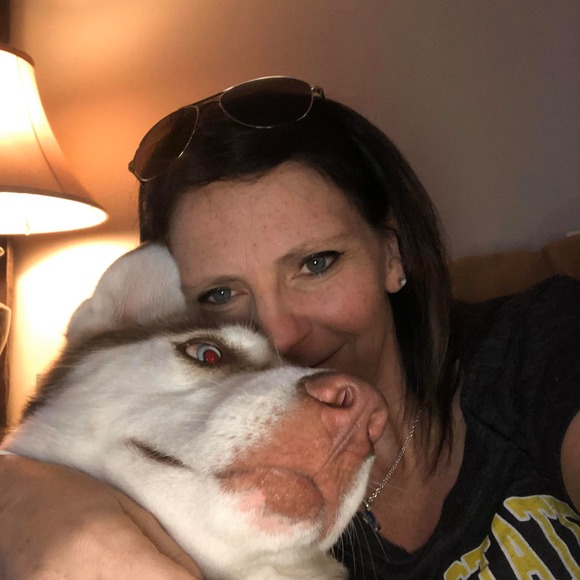 Profile Picture of Tammy Foster (@loveofhorses7) on Poshmark