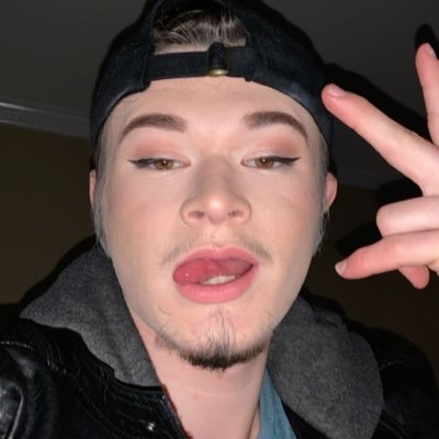 Profile Picture of Blake Couch (@r_blake_couch) on Twitter