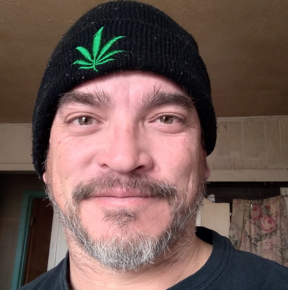 Profile Picture of Joe Ramirez (@jramirez1488) on Poshmark