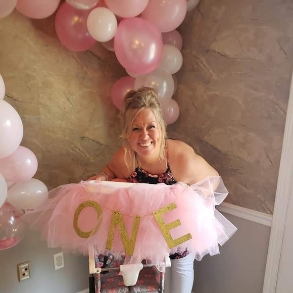 Profile Picture of Kimberly Slaton (@limousine) on Poshmark