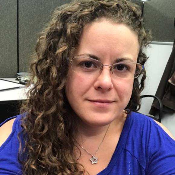 Profile Picture of Shelley Stottlar (@sstot79) on Poshmark