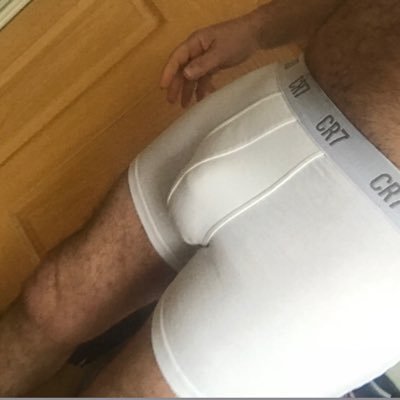 Profile Picture of Ilikeunderwear19 (@BarryMo63184176) on Twitter