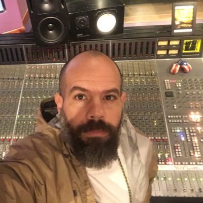 Profile Picture of Rafael Maya (@MayaSubidor) on Twitter