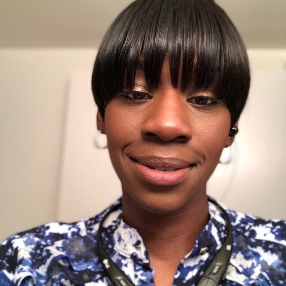 Profile Picture of Cierra Hodges (@c89501) on Poshmark