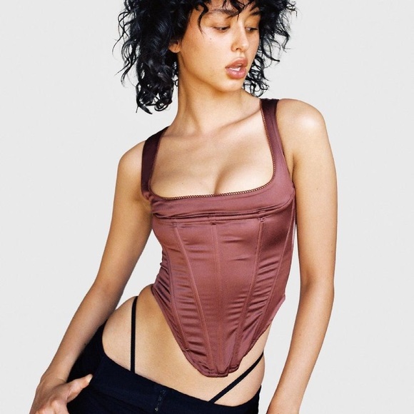 Profile Picture of Kartya Smithers (@kartya_a) on Poshmark