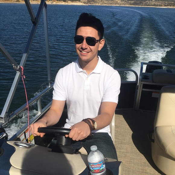 Profile Picture of Martin Jacquez (@martinjacquez) on Poshmark