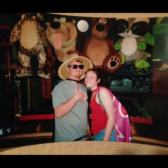 Profile Picture of Gianna Gianossa (@giannagi) on Poshmark