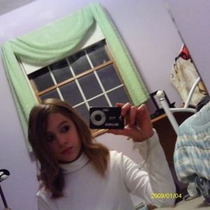 Profile Picture of Meredith Potter (@425670648) on Myspace