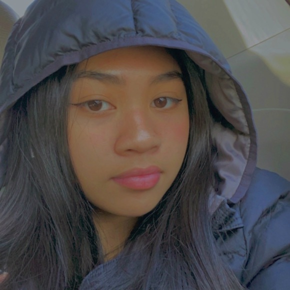 Profile Picture of Junela Dizon (@jdizon03) on Poshmark