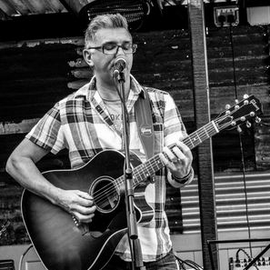 Profile Picture of Russell Vincent (@rusvincentmusic) on Twitter