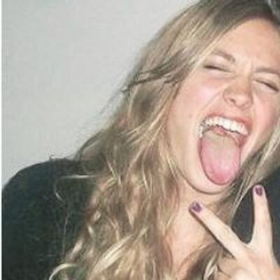 Profile Picture of Lorena Escobar (@25Lorenaescobar) on Twitter