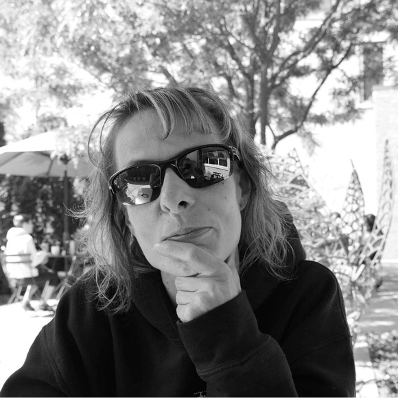 Profile Picture of Bianca Mathews (@kriskinghull) on Poshmark