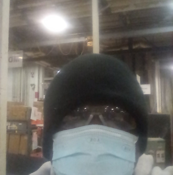 Profile Picture of Stephen Greene (@stephengreene) on Poshmark