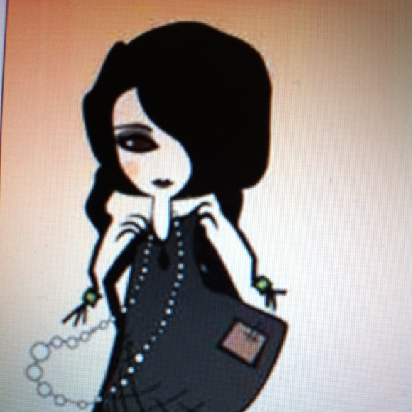 Profile Picture of Lynne Labate (@vagabondsistah) on Poshmark