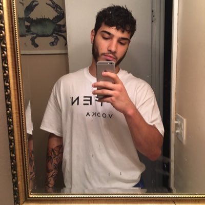 Profile Picture of Larry Fisherman (@Eddie_Sharpe15) on Twitter