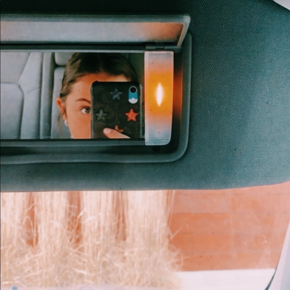 Profile Picture of Grace Flusser (@graceflusser) on Poshmark