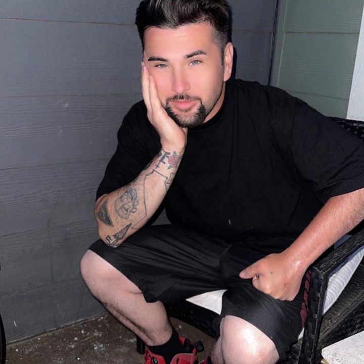 Profile Picture of tonynuzzo (@anthodtnmd3) on Tiktok