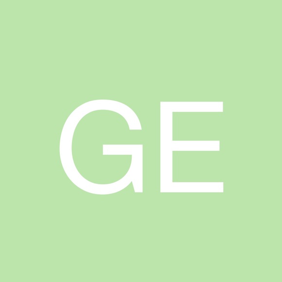 Profile Picture of Gabriela Endelman (@gendelman) on Poshmark