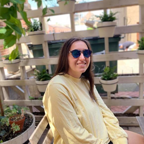 Profile Picture of Raechel Kochanowski (@rkochanowski) on Poshmark