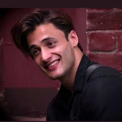 Profile Picture of Akash Chauhan. 😝 (@AkashCh06787442) on Twitter