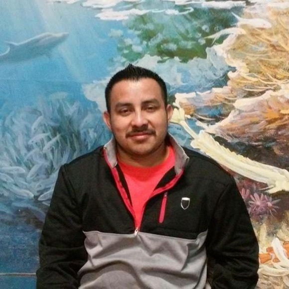 Profile Picture of Daniel Mazariegos (@danielmoda) on Poshmark