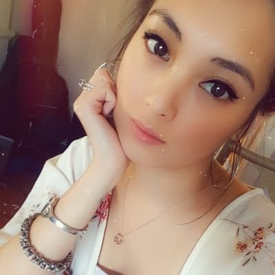 Profile Picture of Monica Packer (@Rawrrchu) on Twitter