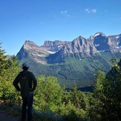 Profile Picture of Huang Li (@huangli222) on Twitter