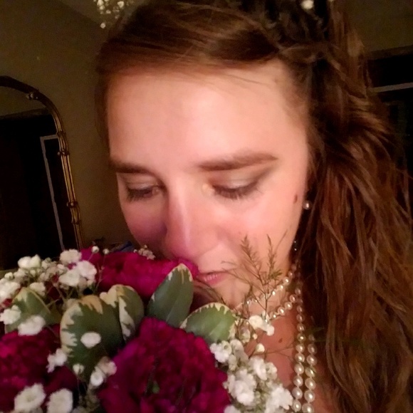 Profile Picture of Nicole Kokotovich (@nkokotovich) on Poshmark
