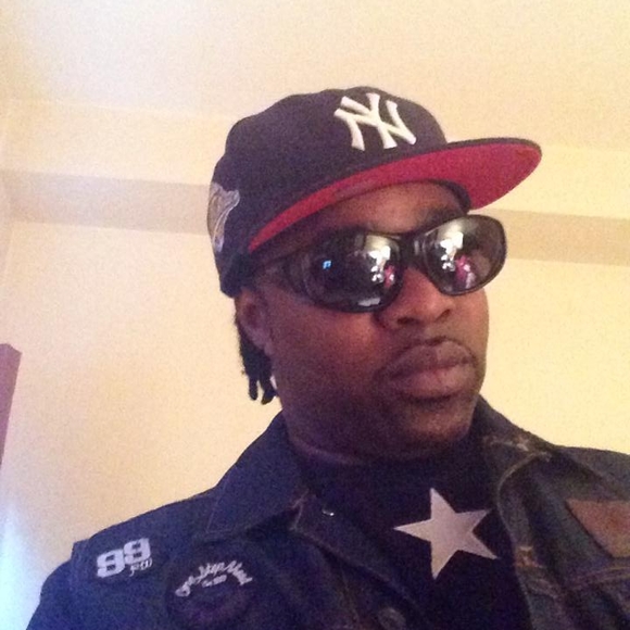 Profile Picture of Greg Carpenter (@gregcarpenter) on Poshmark