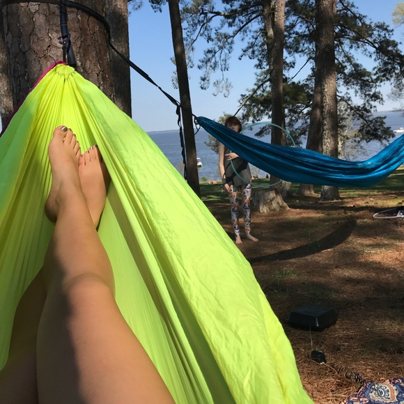 Profile Picture of Lorena Melo (@lorenamelo37) on Poshmark