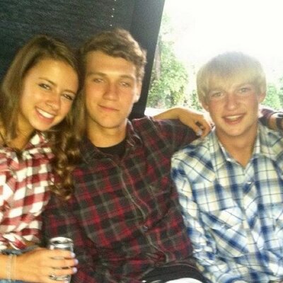 Profile Picture of Chris Strzalka (@mostralkayeee) on Twitter